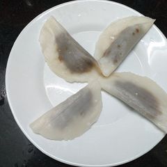 A picture of Ellay Appam.