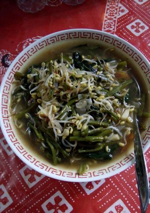 Foto resep Tumis Kangkung dan Kecambah