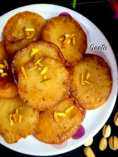मालपुआ (malpua recipe in Hindi) रेसिपी मुख्य फोटो