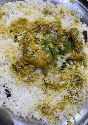 صورة لوصفة ارز بالدجاج والزعفران