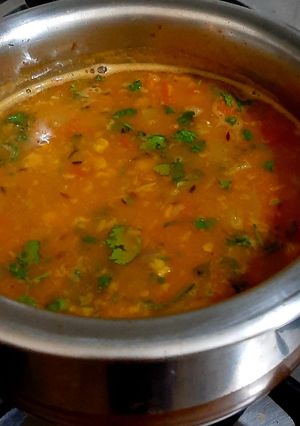 लौकी चने की दाल (Lauki chane ki dal recipe in hindi) रेसिपी मुख्य फोटो