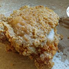 A picture of Amy's gluten free fried chicken.