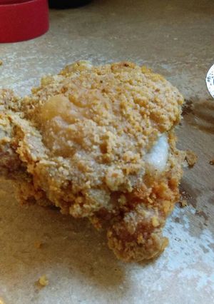 A picture of Amy's gluten free fried chicken.
