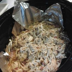 A picture of Crockpot shredded chicken tacos.