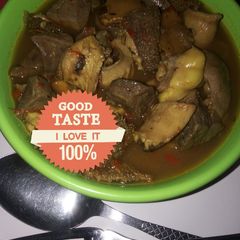 A picture of Ofals pepper soup.