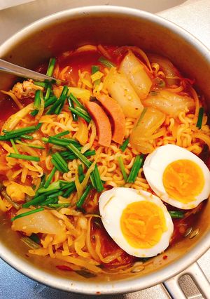 Hình của món Tokbokki bánh tráng.