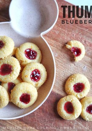 Foto resep Thumbprint blueberry cookies
