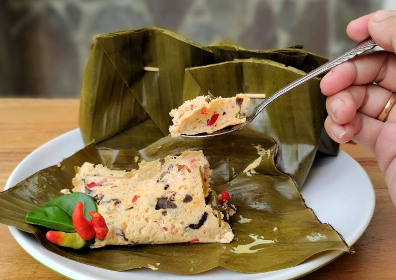 Pepes Tahu Jamur Kuping