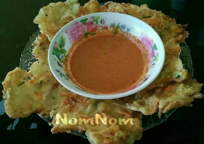 Bakwan Jagung + Sambal Kacang ala NomNom