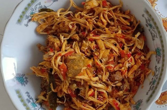 Cara Membuat Ayam suwir pedas Wajib Dicoba