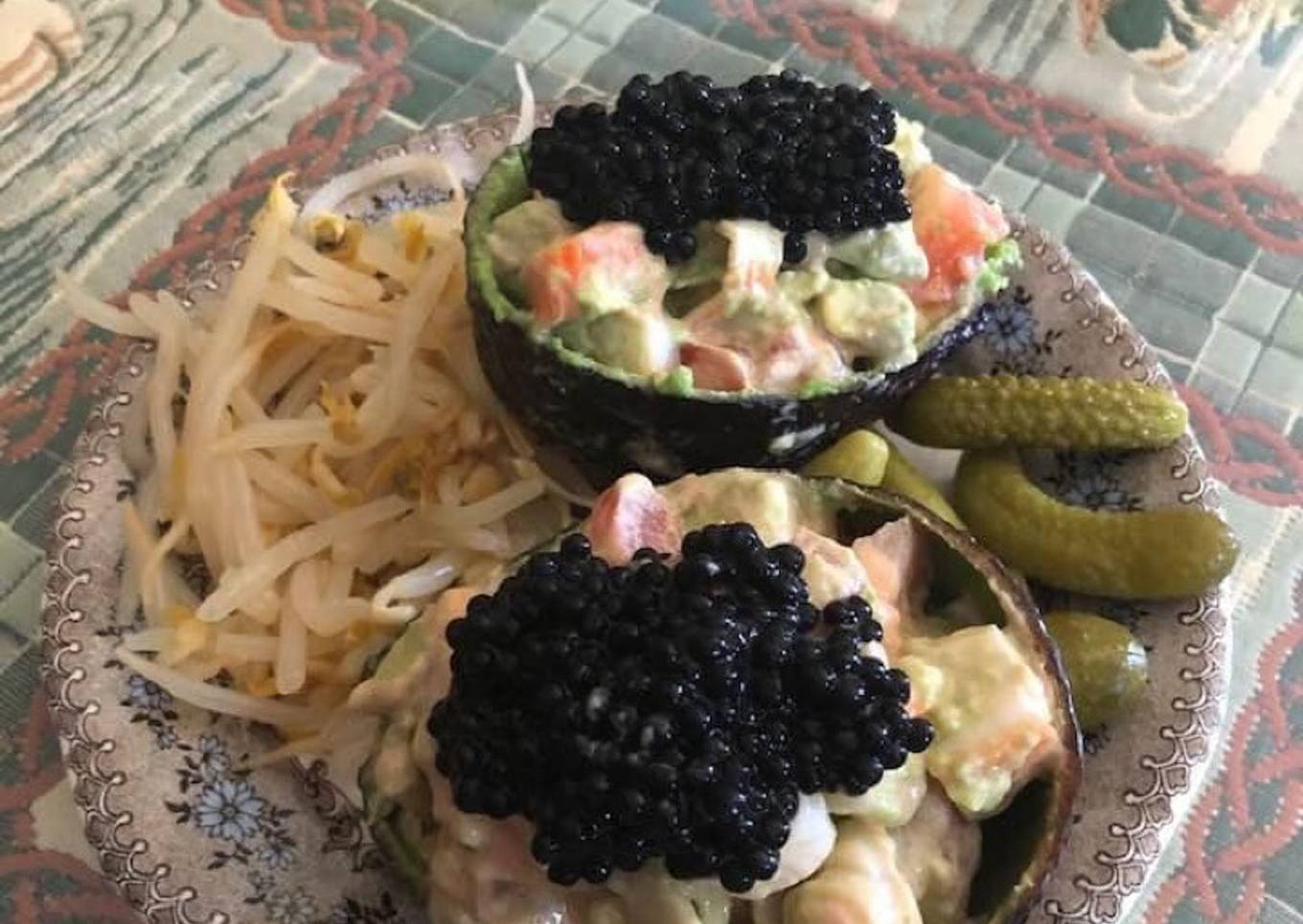 Aguacates rellenos