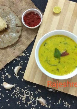 A picture of Urad Dal (Gujarati Style).
