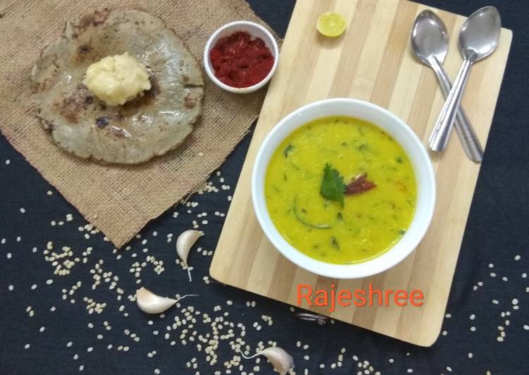 Easiest Way to Prepare Recipe of Urad Dal (Gujarati Style)