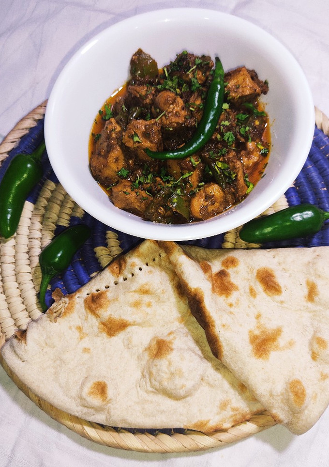 A picture of Boneless Chicken With Green chillies and Bell Pepper 🌶️.