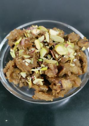 A picture of Jowar roti malida.