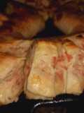 Cremona ojaldrada de jamón y queso