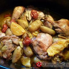 A picture of Chicken in the Dutch oven by Lagos.
