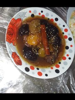 صورة لوصفة طاجين لحلو او لحم لحلو