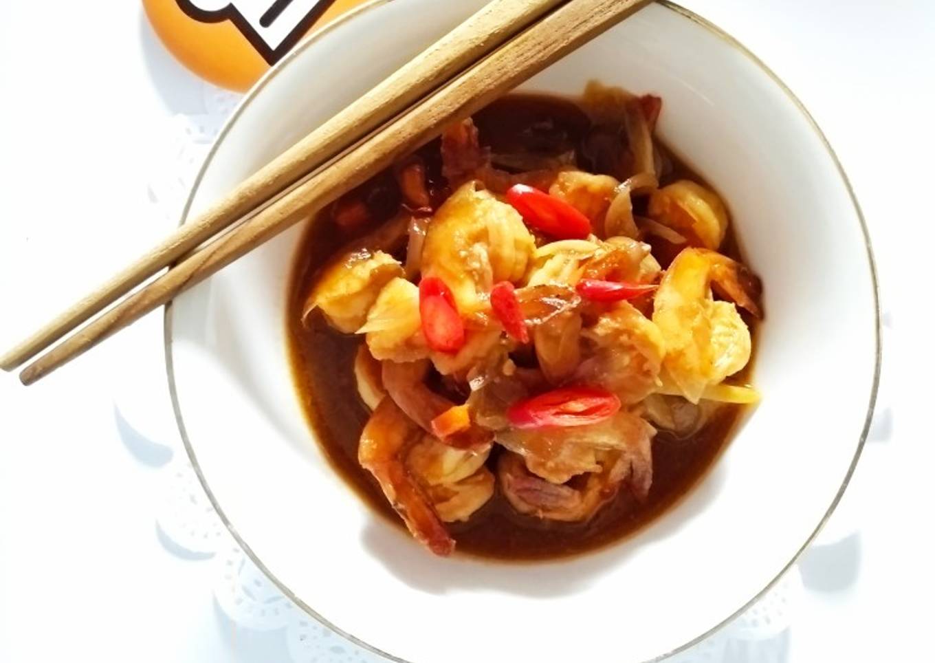 Bagaimana Menyiapkan Udang pedas manis, Bisa Manjain Lidah
