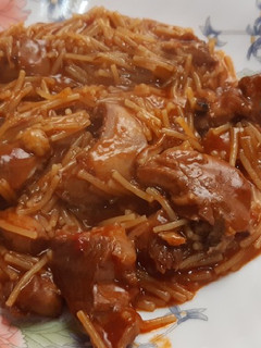 Una foto de Ossobuco de pavo con fideos (aprovechamiento)