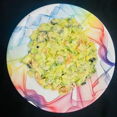 A picture of Avocado creamy salad.