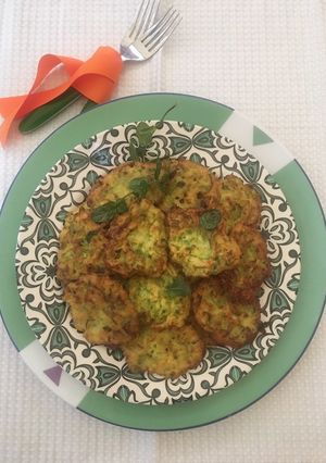 Foto di Frittelle di zucchine
