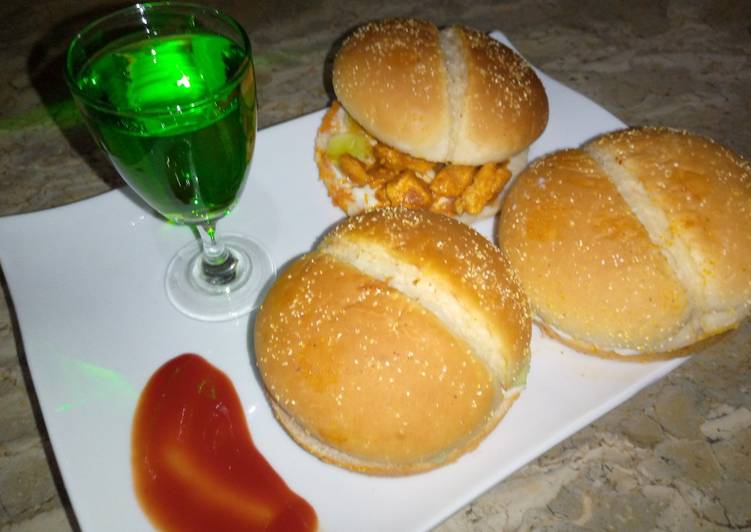 Bbq spicy chicken burger