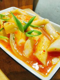 Foto resep Tteokbokki (kue beras khas Korea) super pedas