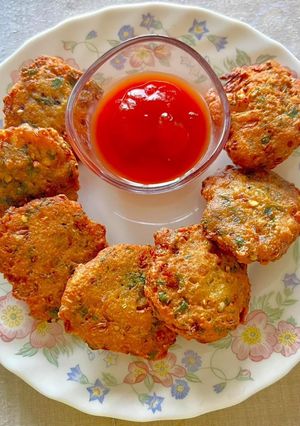 A picture of Monsoon Special | Chana Dal Pakoda.