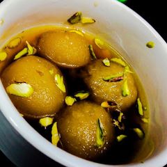 A picture of Rasgulla Of Dates Jaggery.