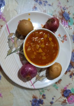 કાંદા બટાકા નુ શાક (Kanda Bataka Shak Recipe In Gujarati) રેસીપી મુખ્ય ફોટો