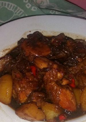 Foto resep Semur ayam kentang
