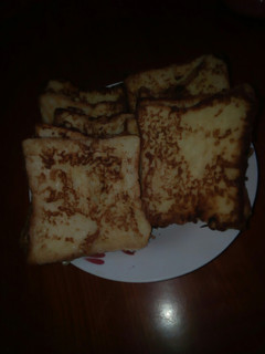A picture of French toast.