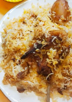 কলকাতার মটন বিরিয়ানি (kolkatar mutton biryani recipe in Bengali) রেসিপির প্রধান ছবি