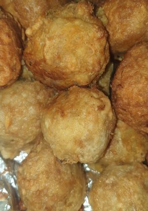 A picture of Sweet potato balls.
