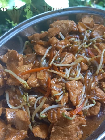 Langkah Gampang Menyiapkan Resep Ayam Kecap Tauge yang  Bikin Ketagihan Anti Ribet, Bisa Manjain Lidah
