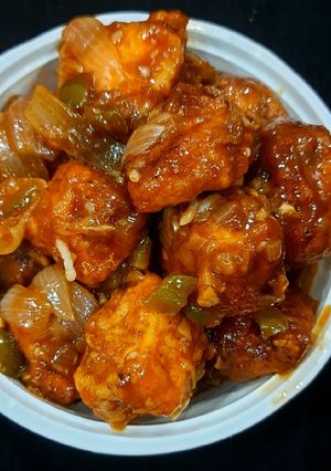 চিলি পনির (chilli paneer recipe in Bengali) রেসিপির প্রধান ছবি