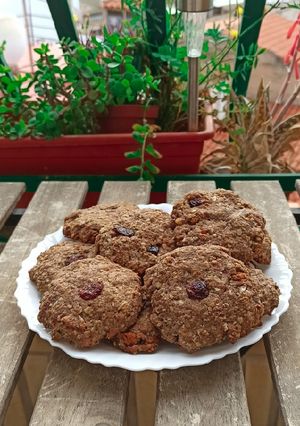 Foto principal de Galletas de avena con frutos rojos sin azúcar