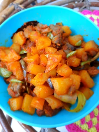 Cara Gampang Membuat Resep Sambel goreng kentang pela ati pete yang  Bikin Ketagihan Anti Ribet, Lezat Sekali