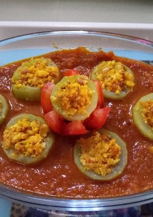 A picture of Stuffed Paneer & lauki kofta curry.