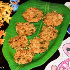 A picture of Semiya Idli / Steamed Vermicelli Cakes.