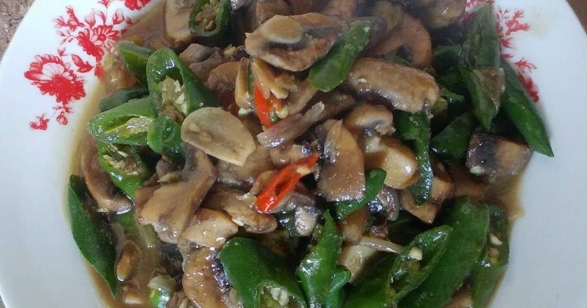  Resep  Jamur Cabai Hijau saus tiram oleh Yusrina Suhada 