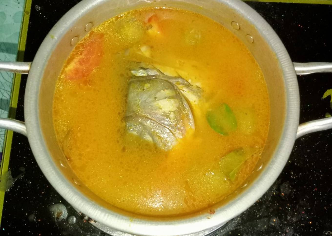 Asem Asem Kepala Ikan