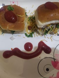 दाबेली (Dabeli recipe in Hindi) रेसिपी मुख्य फोटो