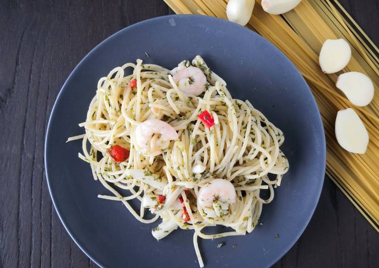 Cara Gampang Menyiapkan Spaghetti Aglio Olio Udang Jamur Anti Gagal