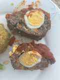 Rollo de carne con huevo