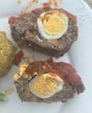 Rollo de carne con huevo