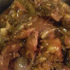 A picture of Steak Pork Ribs in Onion Sauce.