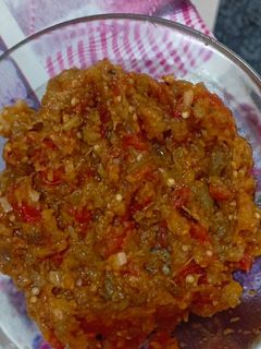 صورة لوصفة سلطة الباذنجان المشوي بالطماطم 😋🥗🍆
