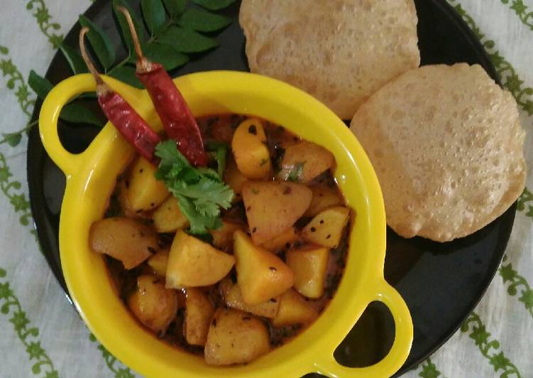 Sunday Fresh Potato (with skin) curry